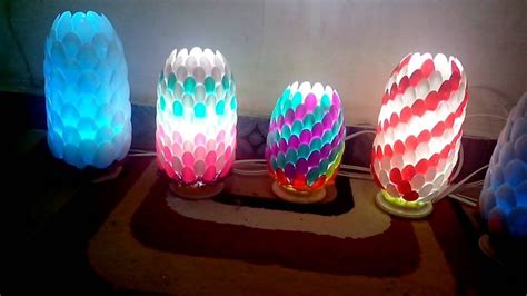 Cara Mudah Membuat Lampion Cantik dari Sendok Plastik